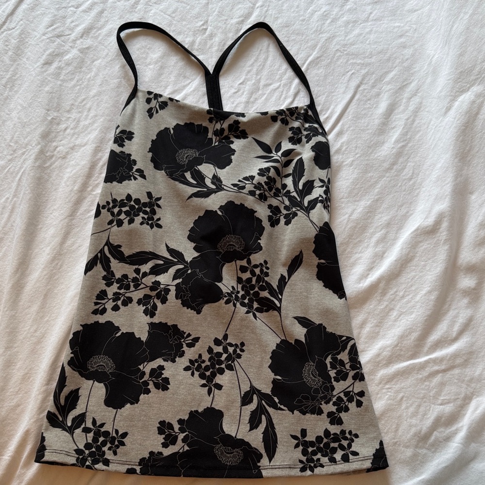 Floral workout top built in bra